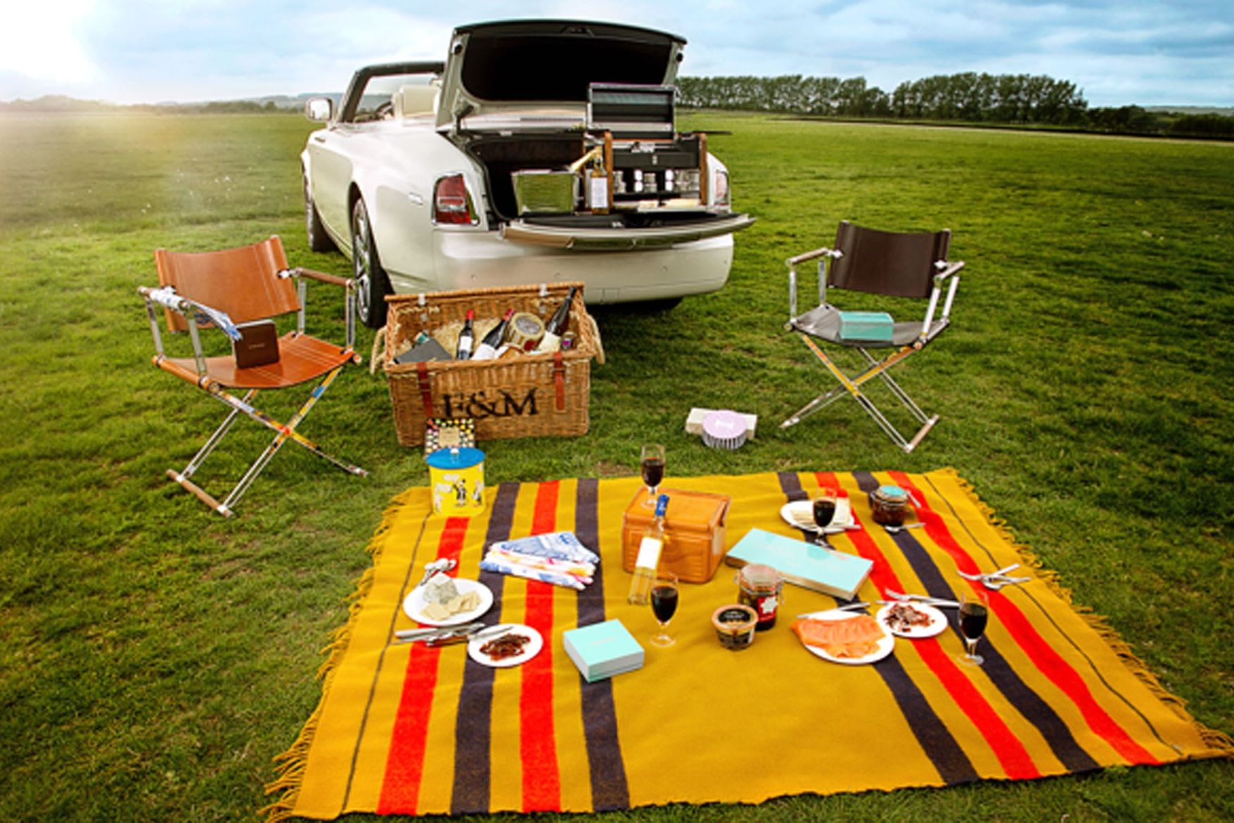 car picnic set